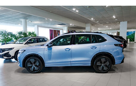 Volkswagen Tiguan, 2024 год, 5 190 000 рублей, 4 фотография