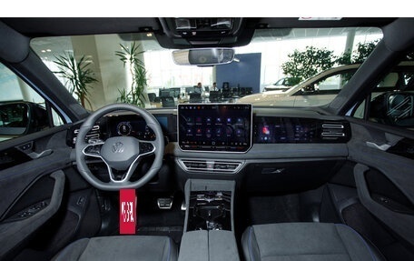 Volkswagen Tiguan, 2024 год, 5 190 000 рублей, 19 фотография