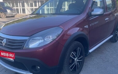 Renault Sandero I, 2012 год, 540 000 рублей, 2 фотография