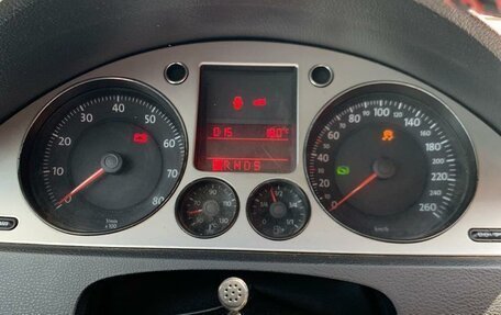Volkswagen Passat B6, 2007 год, 650 000 рублей, 10 фотография