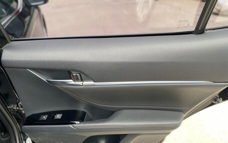 Toyota Camry, 2019 год, 2 900 000 рублей, 17 фотография