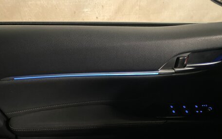 Toyota Camry, 2019 год, 2 900 000 рублей, 26 фотография