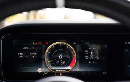 Mercedes-Benz E-Класс AMG, 2018 год, 7 990 000 рублей, 15 фотография