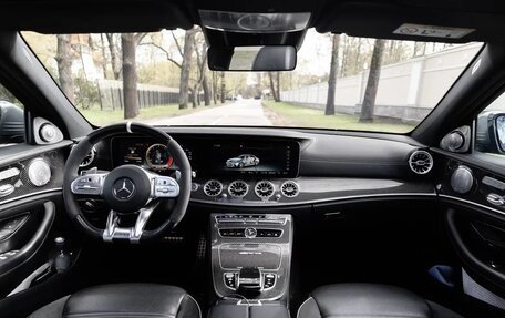 Mercedes-Benz E-Класс AMG, 2018 год, 7 990 000 рублей, 21 фотография
