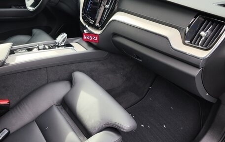 Volvo XC60 II, 2021 год, 5 000 000 рублей, 6 фотография