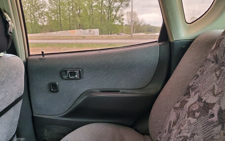 Daihatsu Sirion, 1999 год, 365 000 рублей, 3 фотография