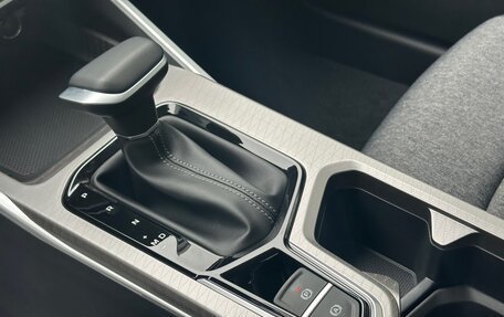 Geely Emgrand, 2024 год, 2 243 990 рублей, 10 фотография