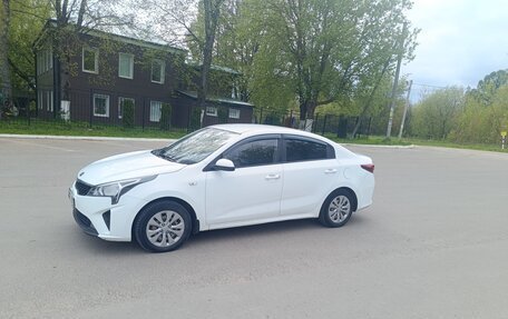KIA Rio IV, 2021 год, 1 300 000 рублей, 5 фотография