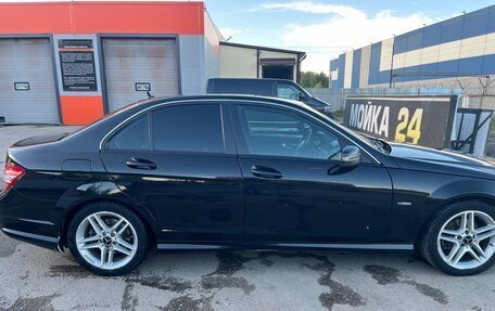 Mercedes-Benz C-Класс, 2010 год, 950 000 рублей, 4 фотография