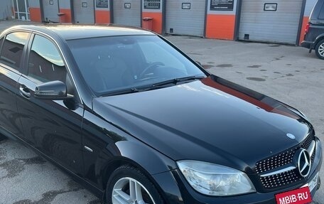 Mercedes-Benz C-Класс, 2010 год, 950 000 рублей, 3 фотография