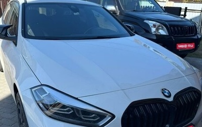 BMW 1 серия, 2020 год, 2 400 000 рублей, 1 фотография
