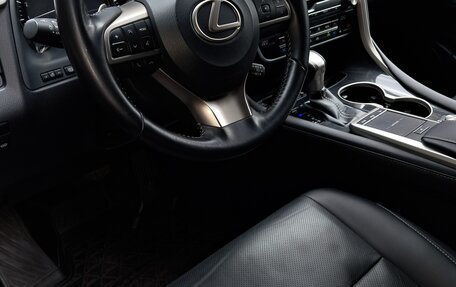 Lexus RX IV рестайлинг, 2019 год, 5 100 000 рублей, 7 фотография