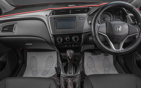 Honda Grace I, 2018 год, 1 569 000 рублей, 8 фотография