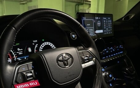 Toyota Land Cruiser, 2021 год, 10 400 000 рублей, 8 фотография