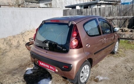 Peugeot 107 I рестайлинг, 2013 год, 680 000 рублей, 5 фотография