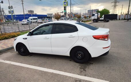 KIA Rio III рестайлинг, 2017 год, 840 000 рублей, 5 фотография