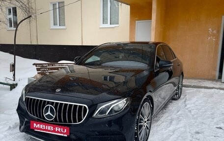 Mercedes-Benz E-Класс, 2018 год, 5 100 000 рублей, 2 фотография