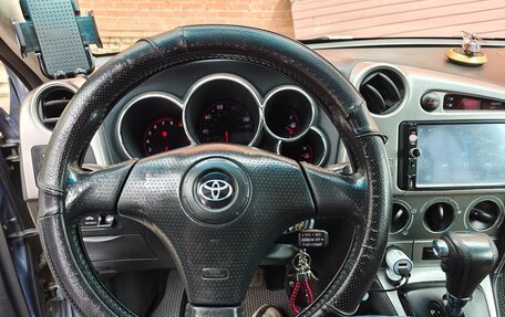 Toyota Matrix, 2004 год, 650 000 рублей, 4 фотография