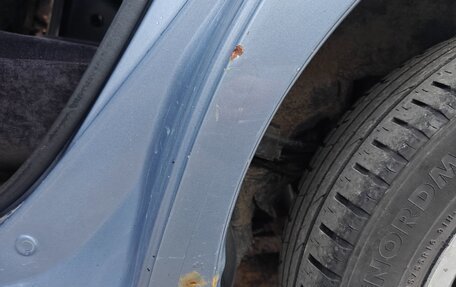 Toyota Matrix, 2004 год, 650 000 рублей, 15 фотография