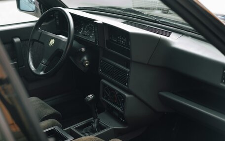 Alfa Romeo 75 I рестайлинг, 1990 год, 2 000 000 рублей, 5 фотография