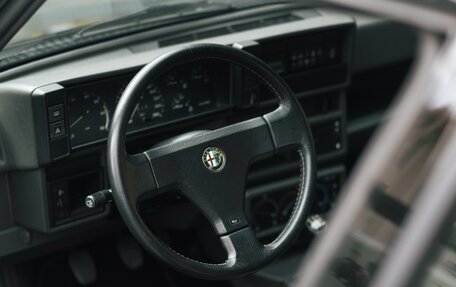 Alfa Romeo 75 I рестайлинг, 1990 год, 2 000 000 рублей, 10 фотография