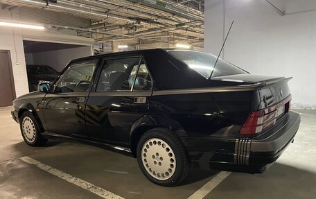 Alfa Romeo 75 I рестайлинг, 1990 год, 2 000 000 рублей, 13 фотография