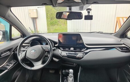Toyota C-HR I рестайлинг, 2019 год, 1 950 000 рублей, 5 фотография