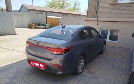 KIA Rio IV, 2017 год, 950 000 рублей, 3 фотография