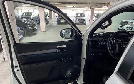 Toyota Hilux VIII, 2020 год, 5 450 000 рублей, 11 фотография
