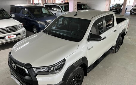 Toyota Hilux VIII, 2020 год, 5 450 000 рублей, 10 фотография