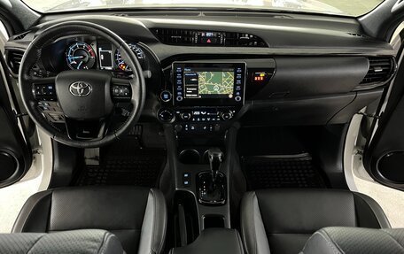 Toyota Hilux VIII, 2020 год, 5 450 000 рублей, 18 фотография