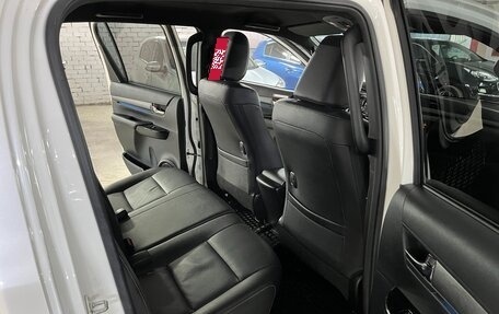Toyota Hilux VIII, 2020 год, 5 450 000 рублей, 21 фотография
