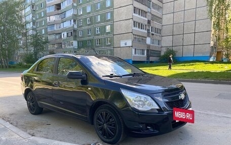 Chevrolet Cobalt II, 2013 год, 675 000 рублей, 2 фотография