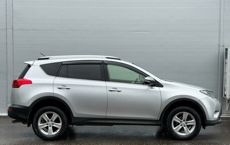 Toyota RAV4, 2015 год, 1 785 000 рублей, 5 фотография