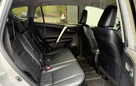 Toyota RAV4, 2015 год, 1 785 000 рублей, 7 фотография
