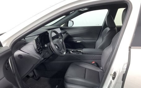 Lexus RX IV рестайлинг, 2024 год, 12 390 000 рублей, 16 фотография