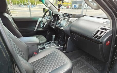 Toyota Land Cruiser Prado 150 рестайлинг 2, 2014 год, 3 300 000 рублей, 4 фотография