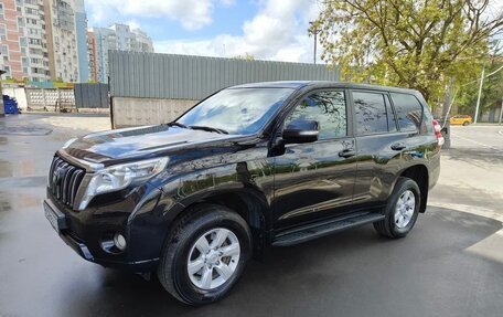 Toyota Land Cruiser Prado 150 рестайлинг 2, 2014 год, 3 300 000 рублей, 6 фотография