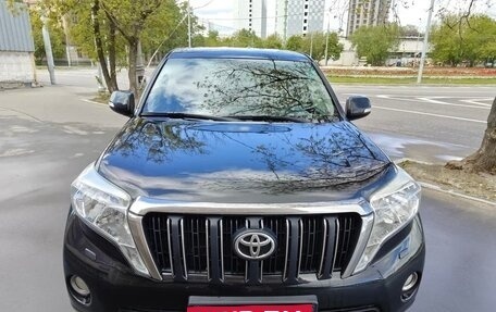Toyota Land Cruiser Prado 150 рестайлинг 2, 2014 год, 3 300 000 рублей, 15 фотография