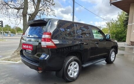 Toyota Land Cruiser Prado 150 рестайлинг 2, 2014 год, 3 300 000 рублей, 13 фотография