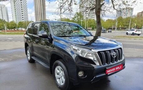 Toyota Land Cruiser Prado 150 рестайлинг 2, 2014 год, 3 300 000 рублей, 14 фотография