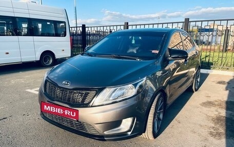 KIA Rio III рестайлинг, 2011 год, 900 000 рублей, 2 фотография