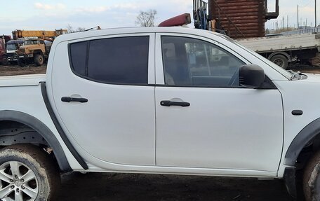 Mitsubishi L200 IV рестайлинг, 2008 год, 800 000 рублей, 2 фотография