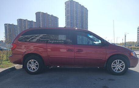 Chrysler Town & Country IV, 2004 год, 777 000 рублей, 4 фотография
