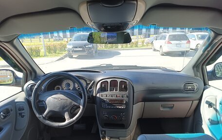 Chrysler Town & Country IV, 2004 год, 777 000 рублей, 14 фотография