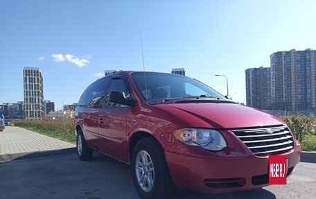 Chrysler Town & Country IV, 2004 год, 777 000 рублей, 5 фотография