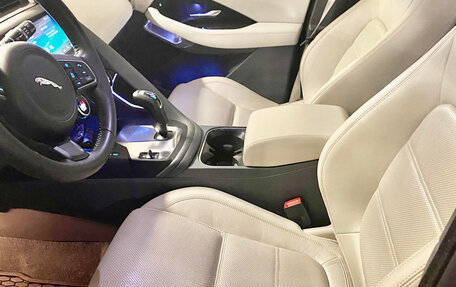 Jaguar E-Pace, 2019 год, 3 850 000 рублей, 3 фотография