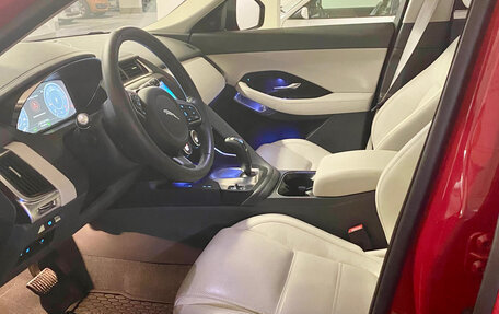 Jaguar E-Pace, 2019 год, 3 850 000 рублей, 2 фотография