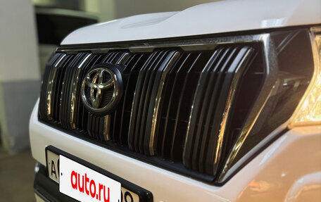 Toyota Land Cruiser Prado 150 рестайлинг 2, 2021 год, 6 577 000 рублей, 7 фотография