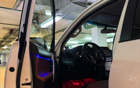 Toyota Land Cruiser Prado 150 рестайлинг 2, 2021 год, 6 577 000 рублей, 13 фотография